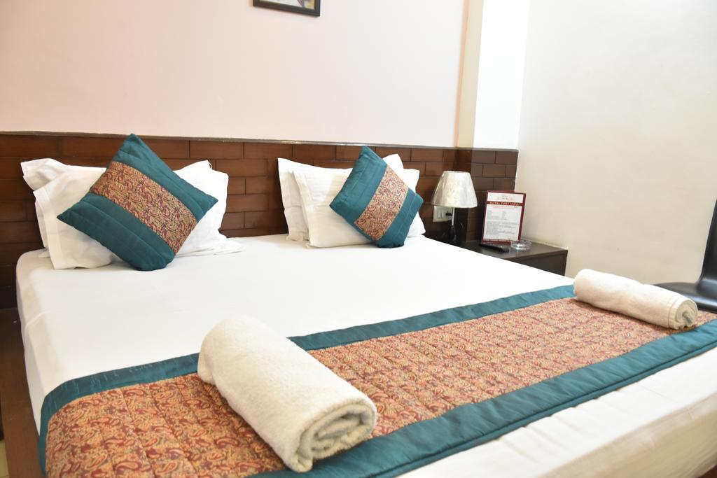 Airport Hotel Port View نيودلهي المظهر الخارجي الصورة