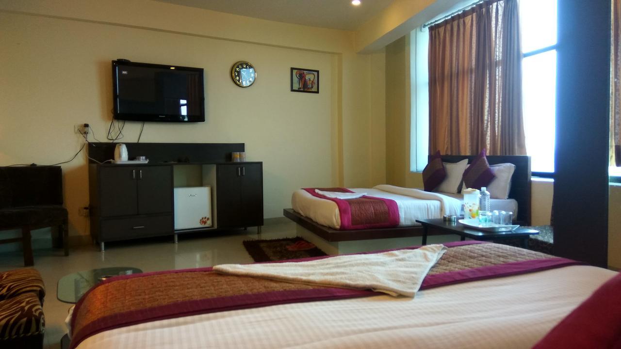 Airport Hotel Port View نيودلهي المظهر الخارجي الصورة