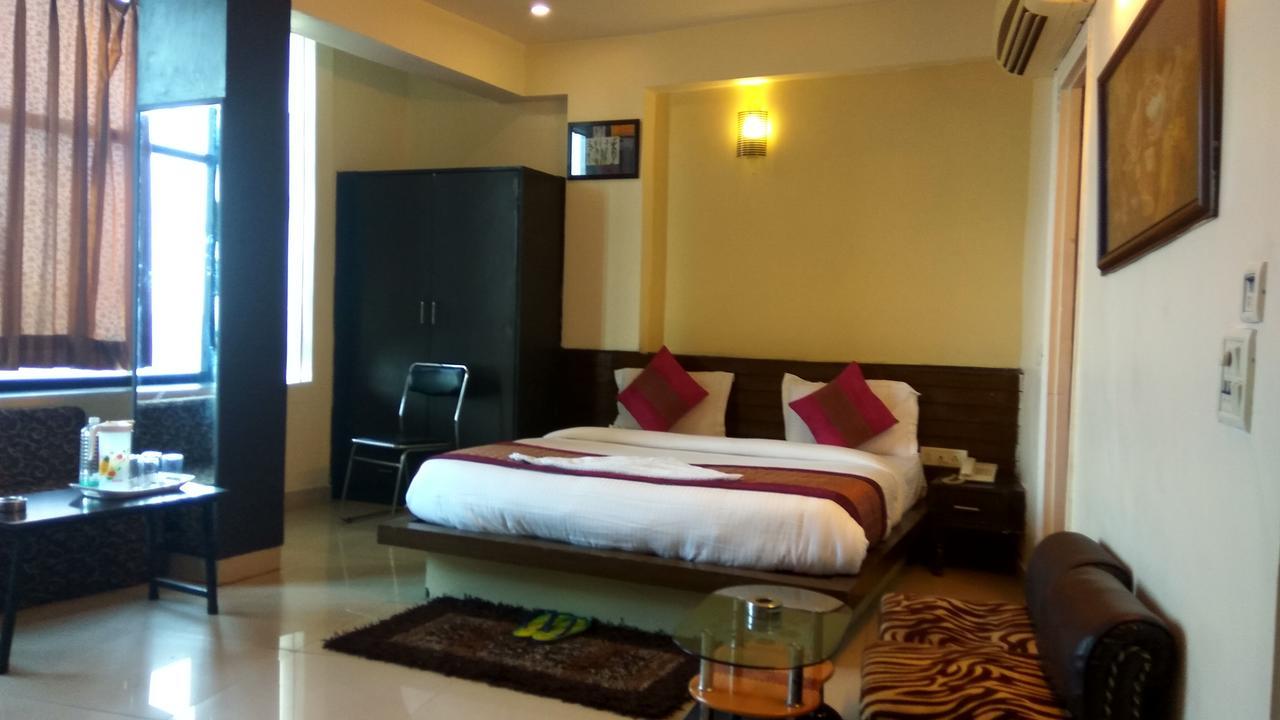 Airport Hotel Port View نيودلهي المظهر الخارجي الصورة