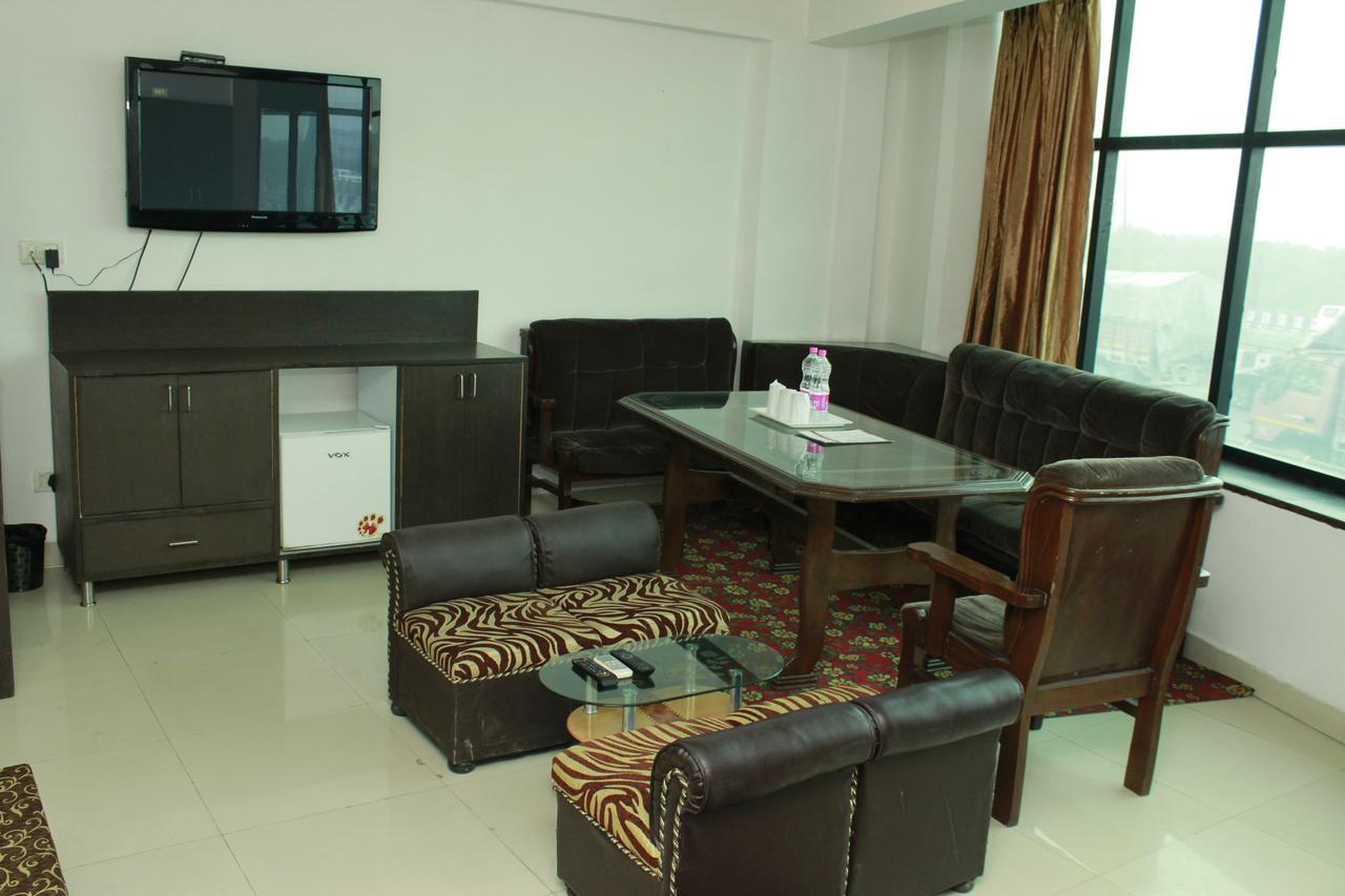Airport Hotel Port View نيودلهي الغرفة الصورة